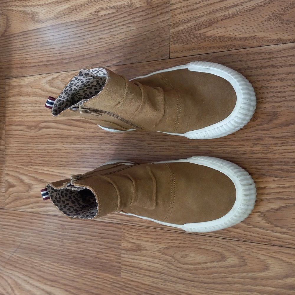 Leather Sperry Kids Brown And White Ankle Boots Size 12 Animal Print Inside